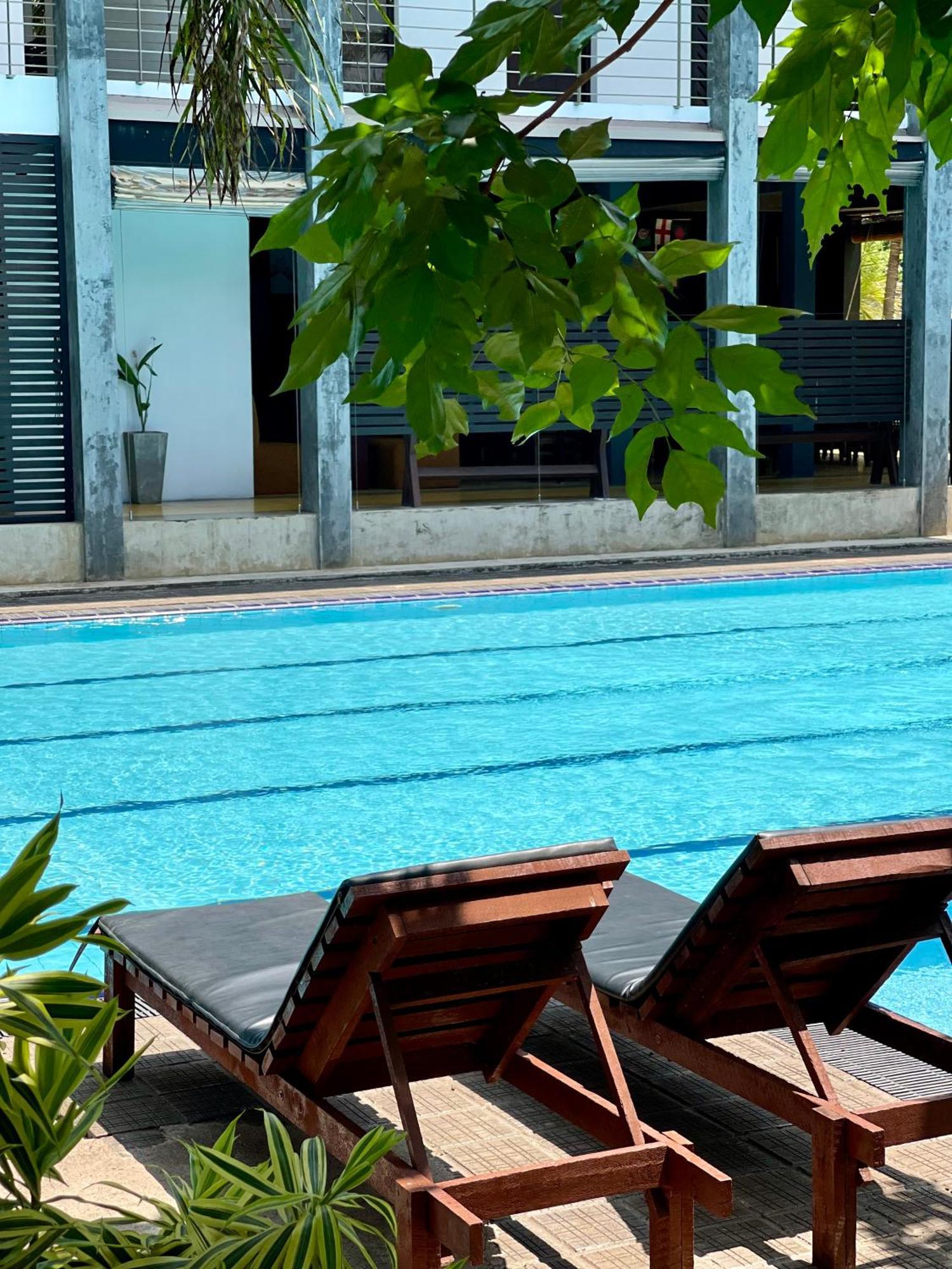 Olanro Hotel Негомбо Екстер'єр фото