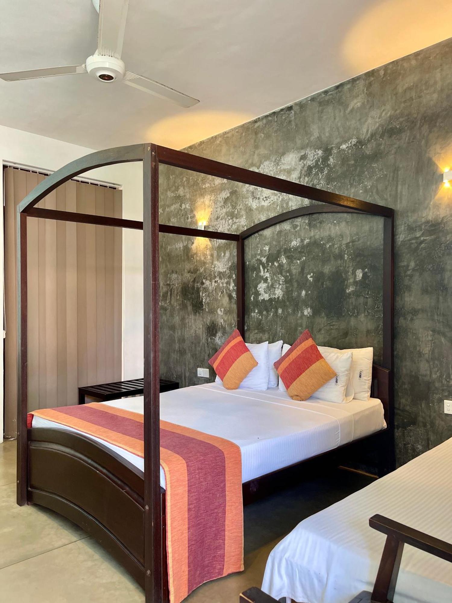 Olanro Hotel Негомбо Екстер'єр фото