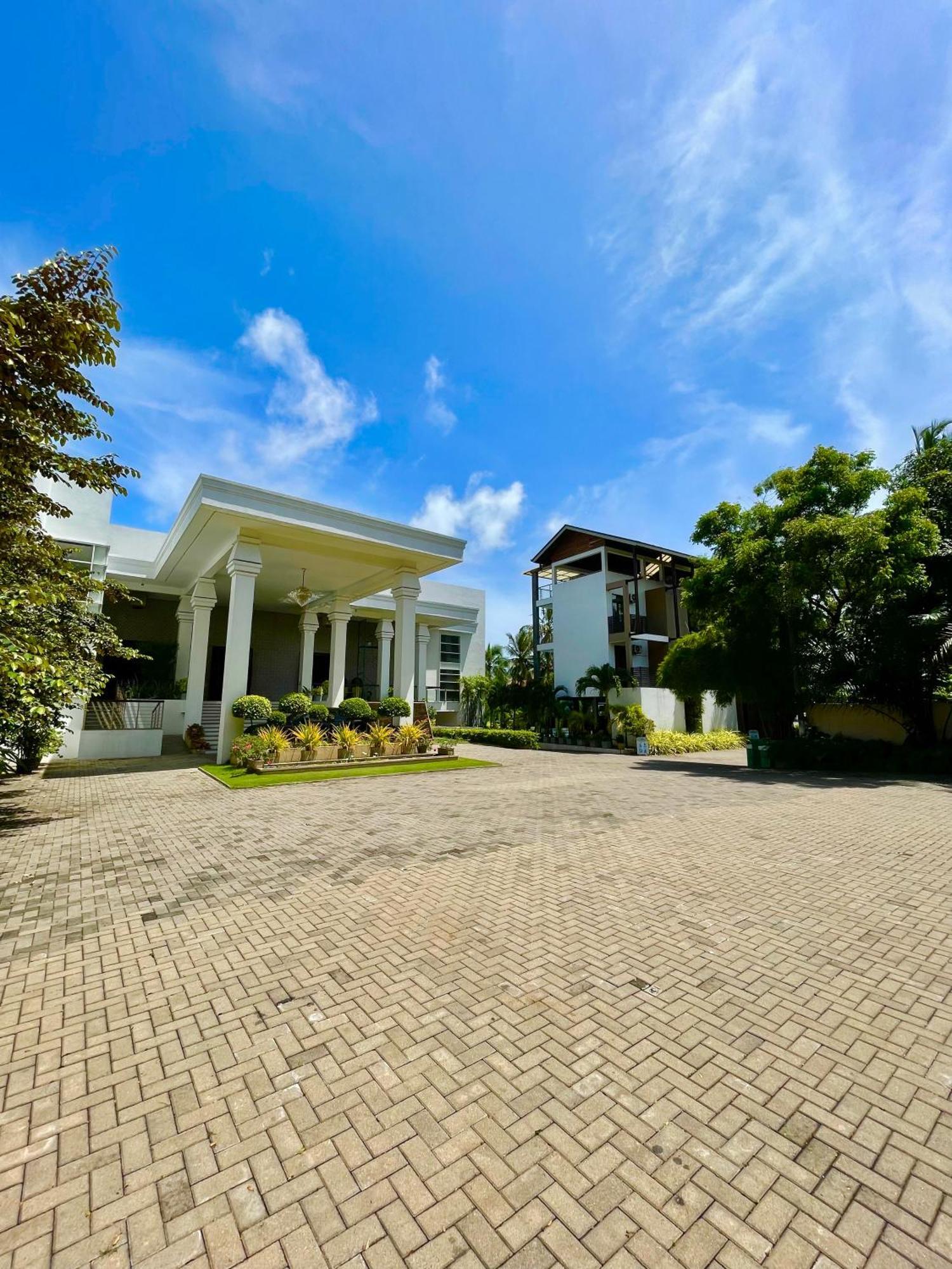 Olanro Hotel Негомбо Екстер'єр фото
